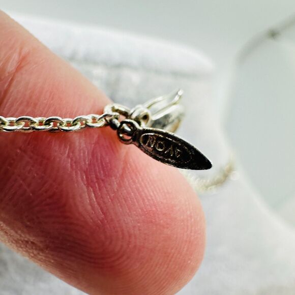 Avon Necklace Rhinestone Cube Prong Set Silver Tone 20" Minimalist Jewelry - Picture 8 of 9